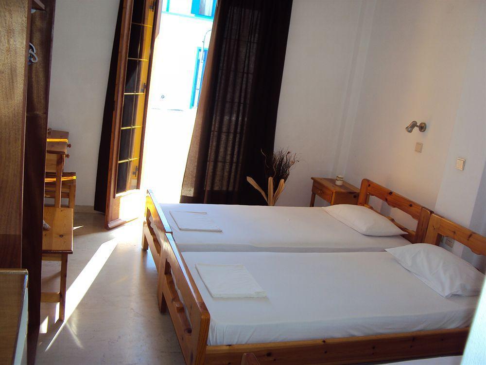 Privee Santorini Hotell Perissa  Exteriör bild