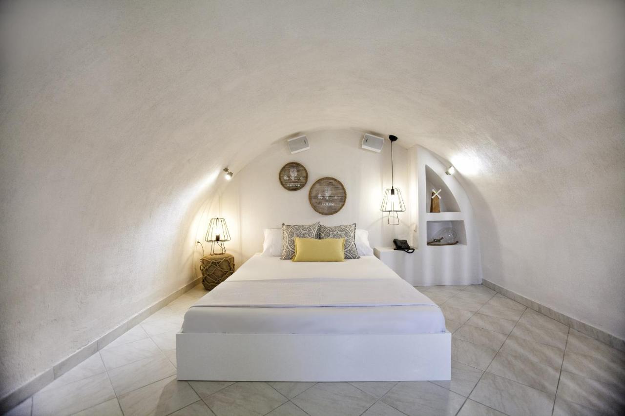 Privee Santorini Hotell Perissa  Rum bild
